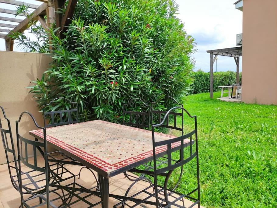 La Provencale Διαμέρισμα Saint-Saturnin-lès-Avignon Εξωτερικό φωτογραφία
